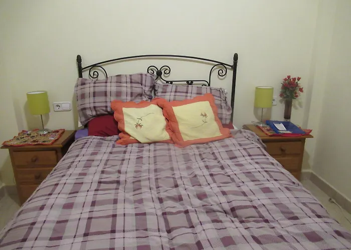 Lovely 1 Bedroom Attached Apartment With Kitchen But Private