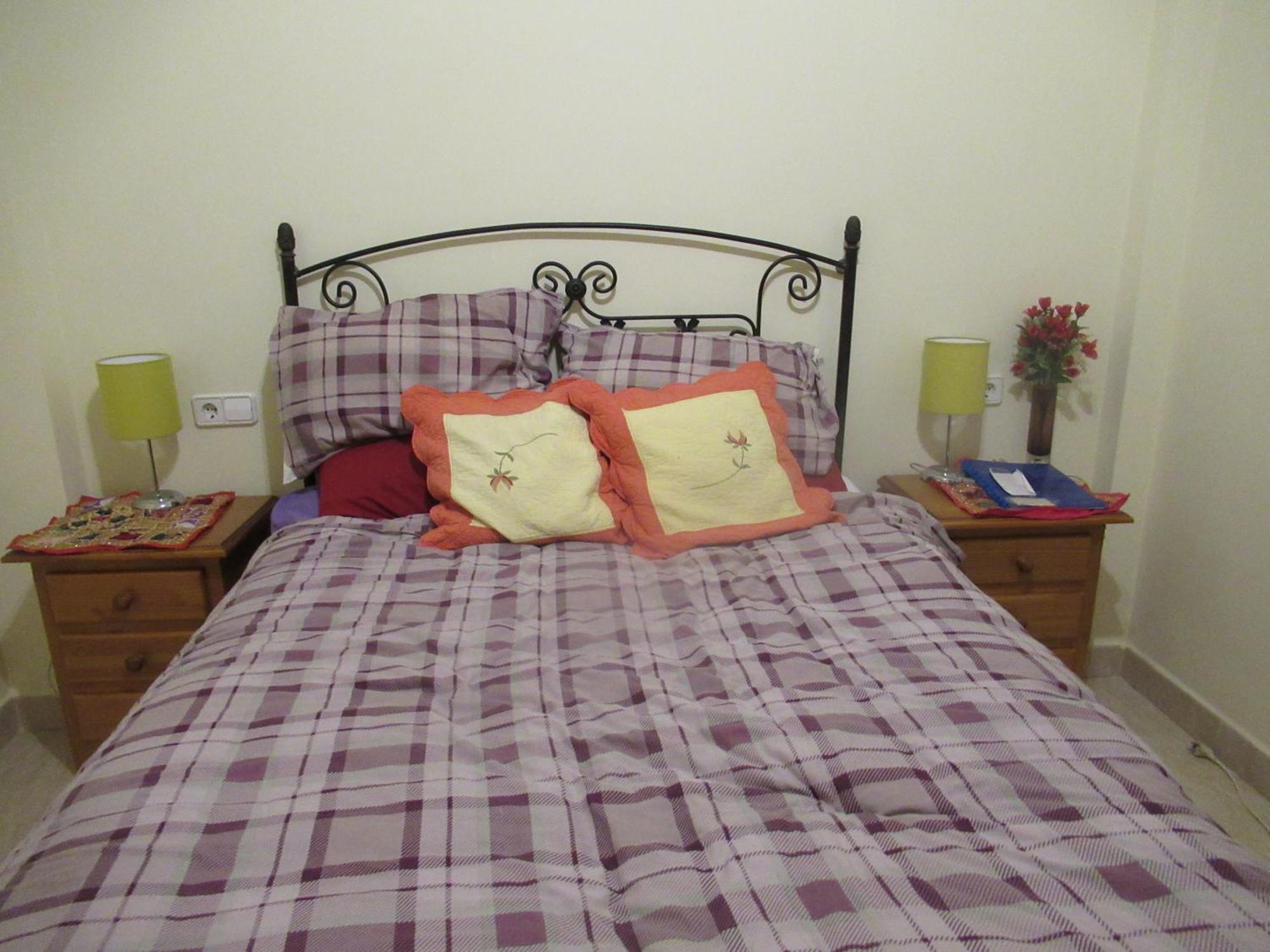 Lovely 1 Bedroom Attached With Kitchen But Private Apartament